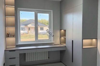 Распашной Шкаф Ария78 (с рабочей зоной)